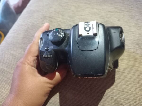 Bodi kamera DSLR Canon EOS 1000D Bekas - Gambar 3