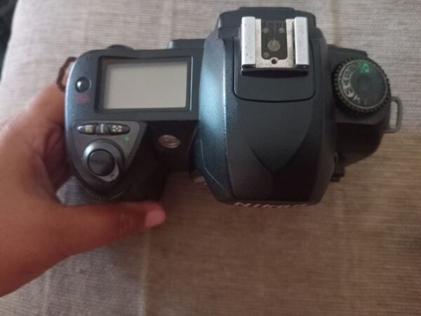 Bodi Kamera DSLR Nikon D70s Bekas - Gambar 3