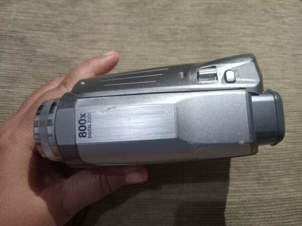 kamera video handycam Merk JVC tipe GR-D246E Bekas. - Gambar 8