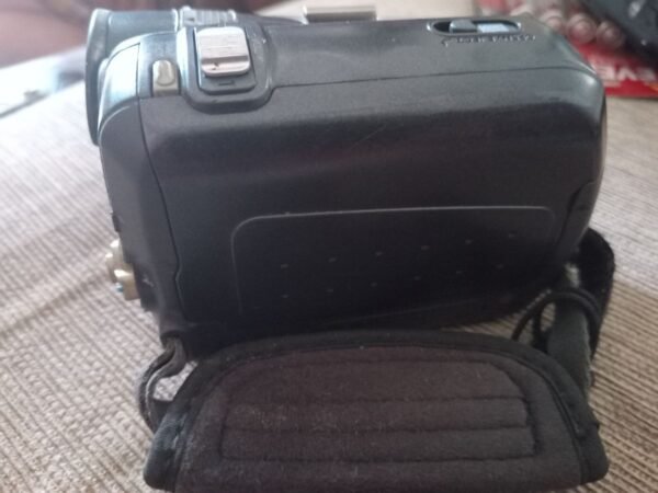 Kamera Video Handycam JVC tipe GR-Df570E Bekas. - Gambar 6