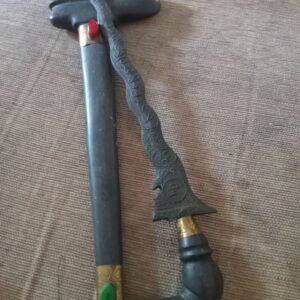 Keris Arjuna Berukuran 40 cm Peninggalan mbah kuno Antik Bekas.