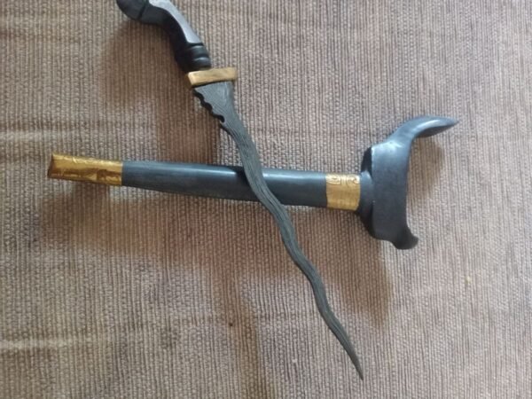 Keris Arjuna Mini Peninggalan mbah kuno Bekas. - Gambar 6