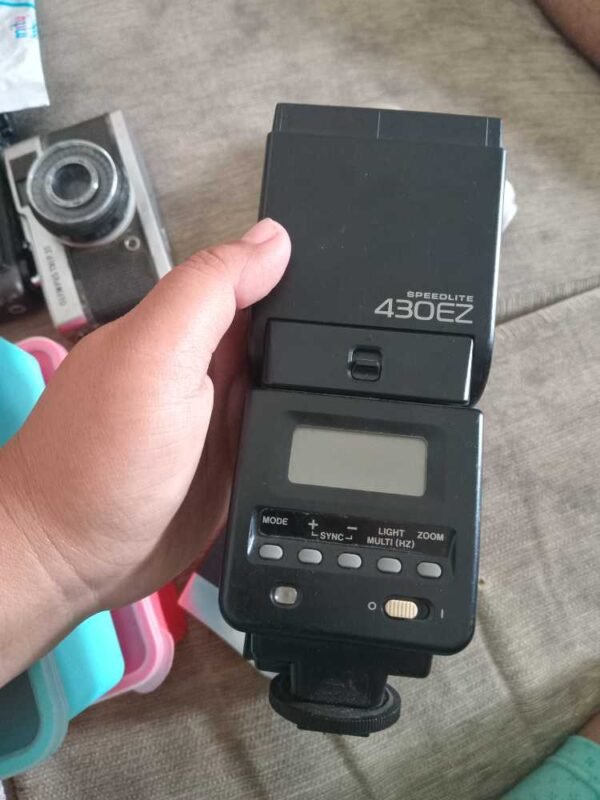Flash Kamera Canon Speedlite 430EZ Bekas. - Gambar 6