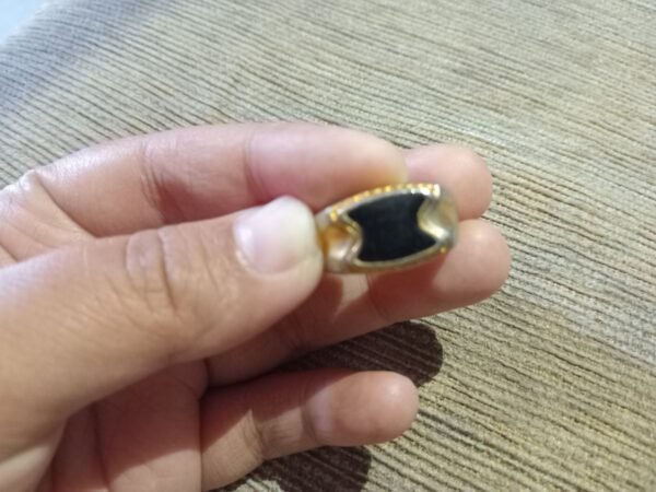 Cincin Akik mini Hitam bermodelan Antik