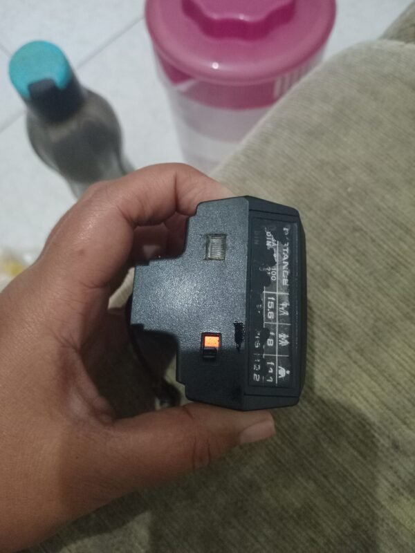 Flash Kamera Popular 18-M Bekas - Gambar 3