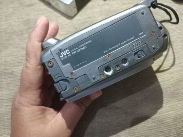 Kamera video Handycam JVC tipe GR-d770AG Bekas. - Gambar 7