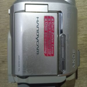 Kamera Video Handycam Merk Sony Tipe DCR-HC20E Bekas.