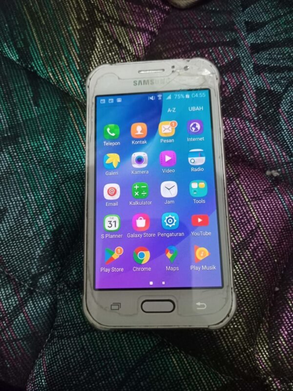 Handphone Samsung J111F GSM 4GBekas.