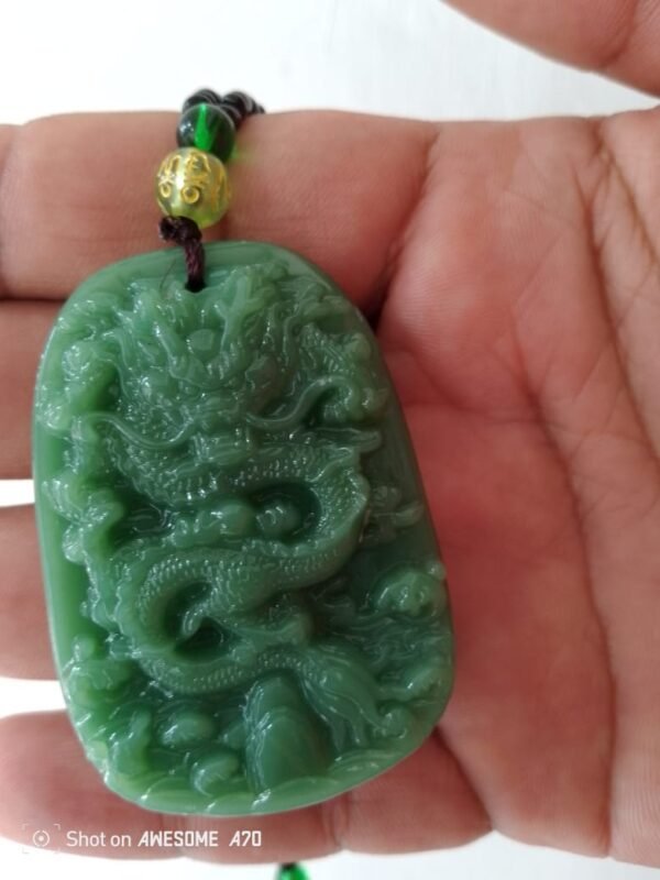 Koleksi Kalung Giok Bekas - Gambar 4