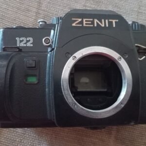 Bodi kamera analog Film Zenit 122 Bekas.