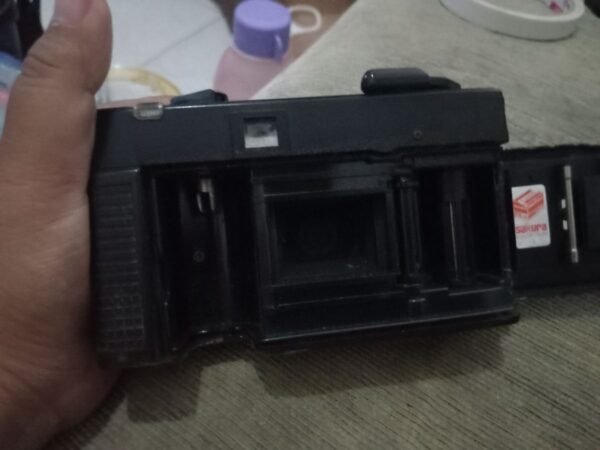 Kamera Analog Konica c35 Bekas. - Gambar 2