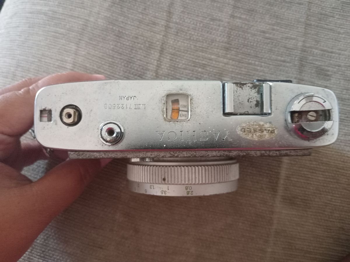 Kamera Analog Film Yashica Junior Bekas. - Gambar 4
