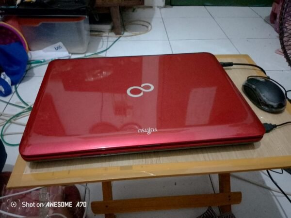 Laptop Fujitsu Tipe LH530 Warna Merah Bekas. - Gambar 7