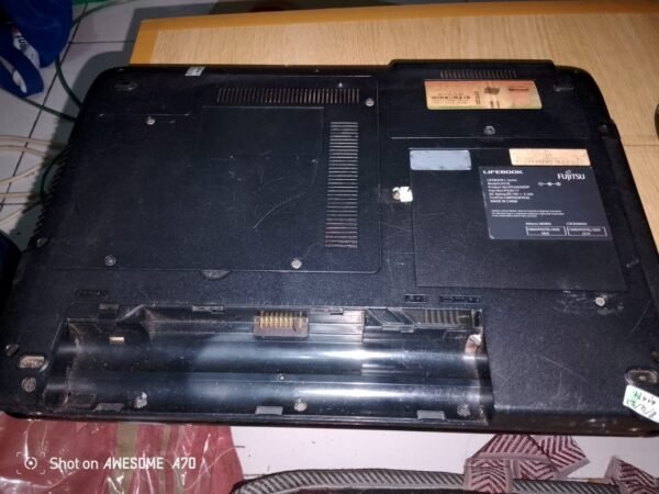 Laptop Fujitsu Tipe LH530 Warna Merah Bekas. - Gambar 8